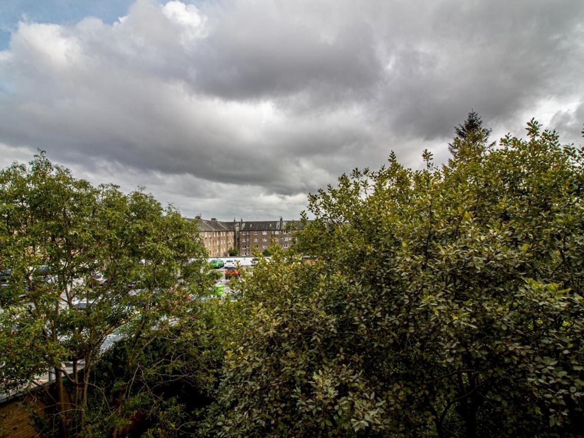 Pass The Keys Beautiful And Bright Georgian Style Morningside Apartment Edinburgh Eksteriør bilde