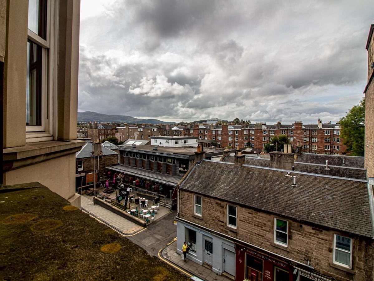 Pass The Keys Beautiful And Bright Georgian Style Morningside Apartment Edinburgh Eksteriør bilde